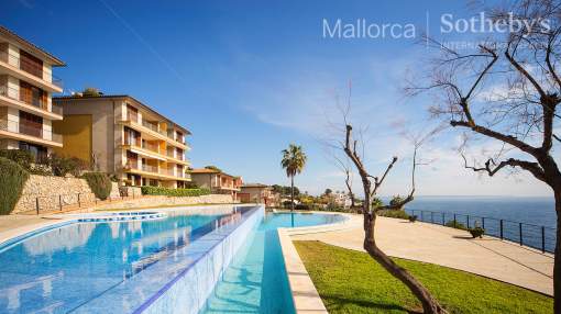 Apartment with sea access in Sol de Mallorca Apartment with sea access in Sol de Mallorca